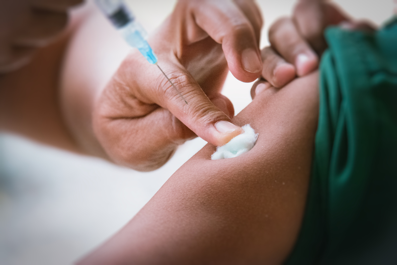 7 Recommended Immunizations for Adults to Get this Fall